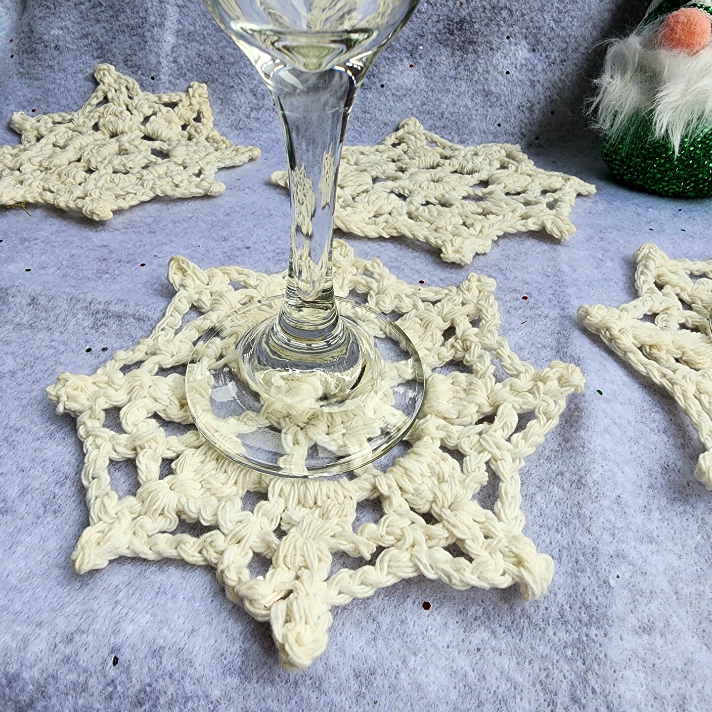 Crochet coaster set (6 pcs) Sparkling Snow - Christmas crochet coasters - Sustainable coasters for your holidays product 4