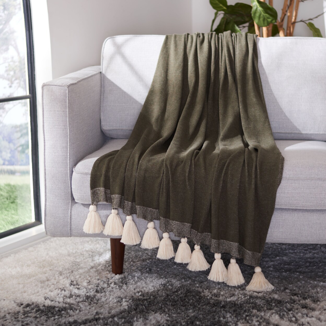 Safavieh Farid Throw Blanket Green / Beige