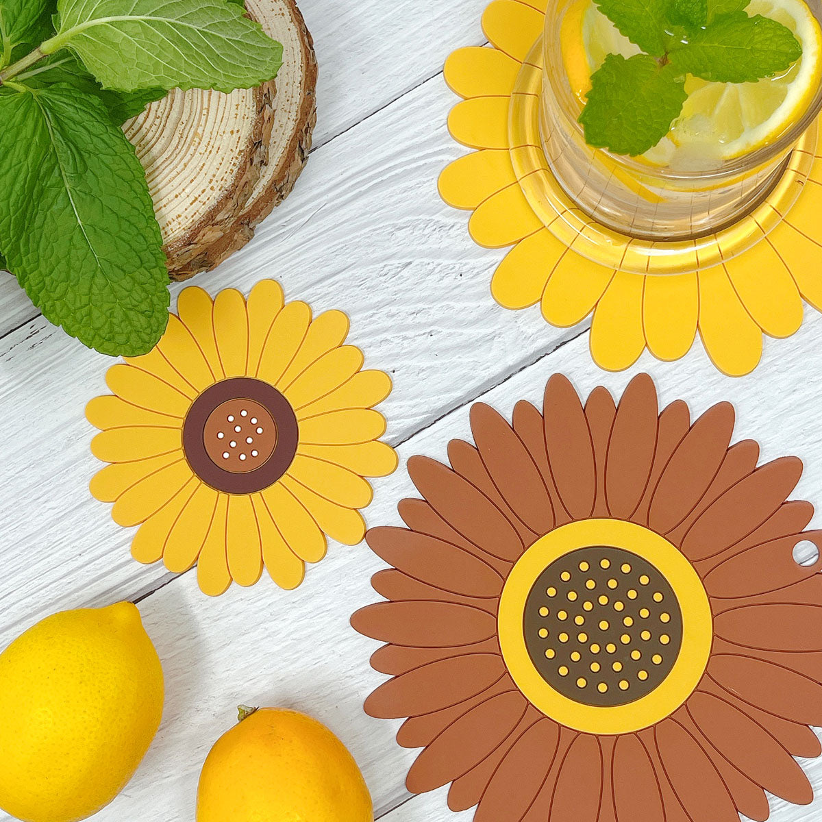 Wrapables Sunflower Coasters, Trivet Mats, Pot Holders for Cups, Drinks, Pots and Pans (Set of 2)