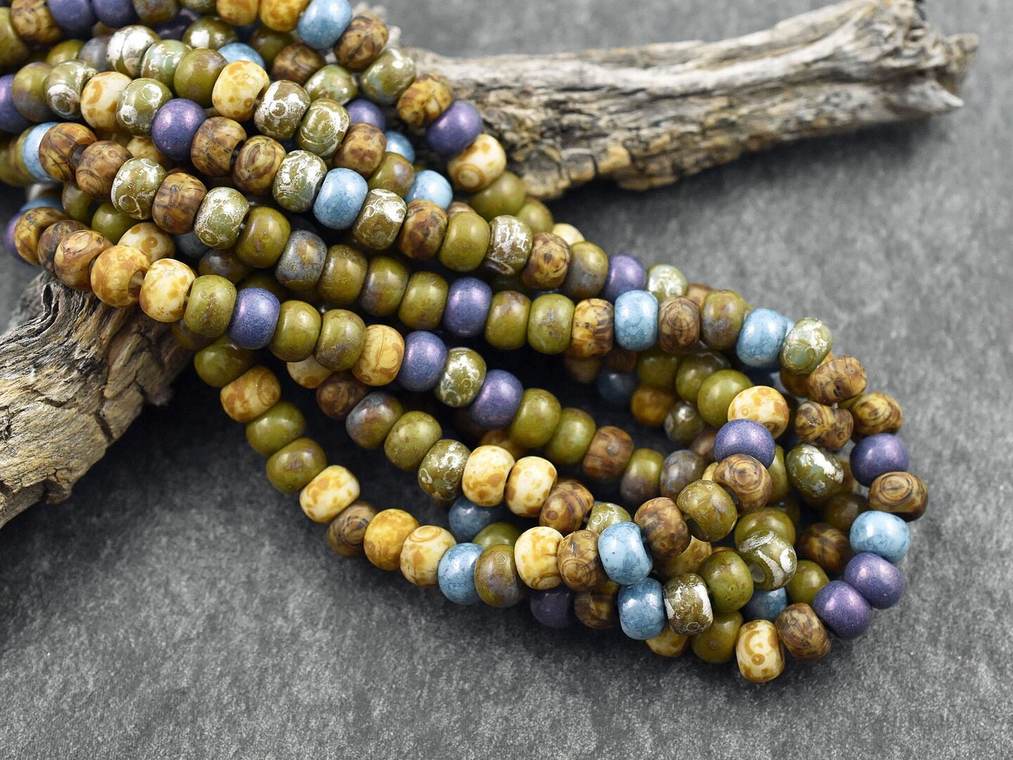 2/0 Aged Cookie Dough Mosaic Picasso Mix Seed Beads (18" Strand)