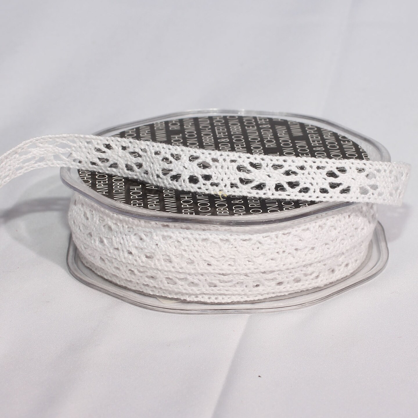 The Ribbon People White Contemporary Floral Lace Craft Ribbon 0.5&#x22; x 64 Yards