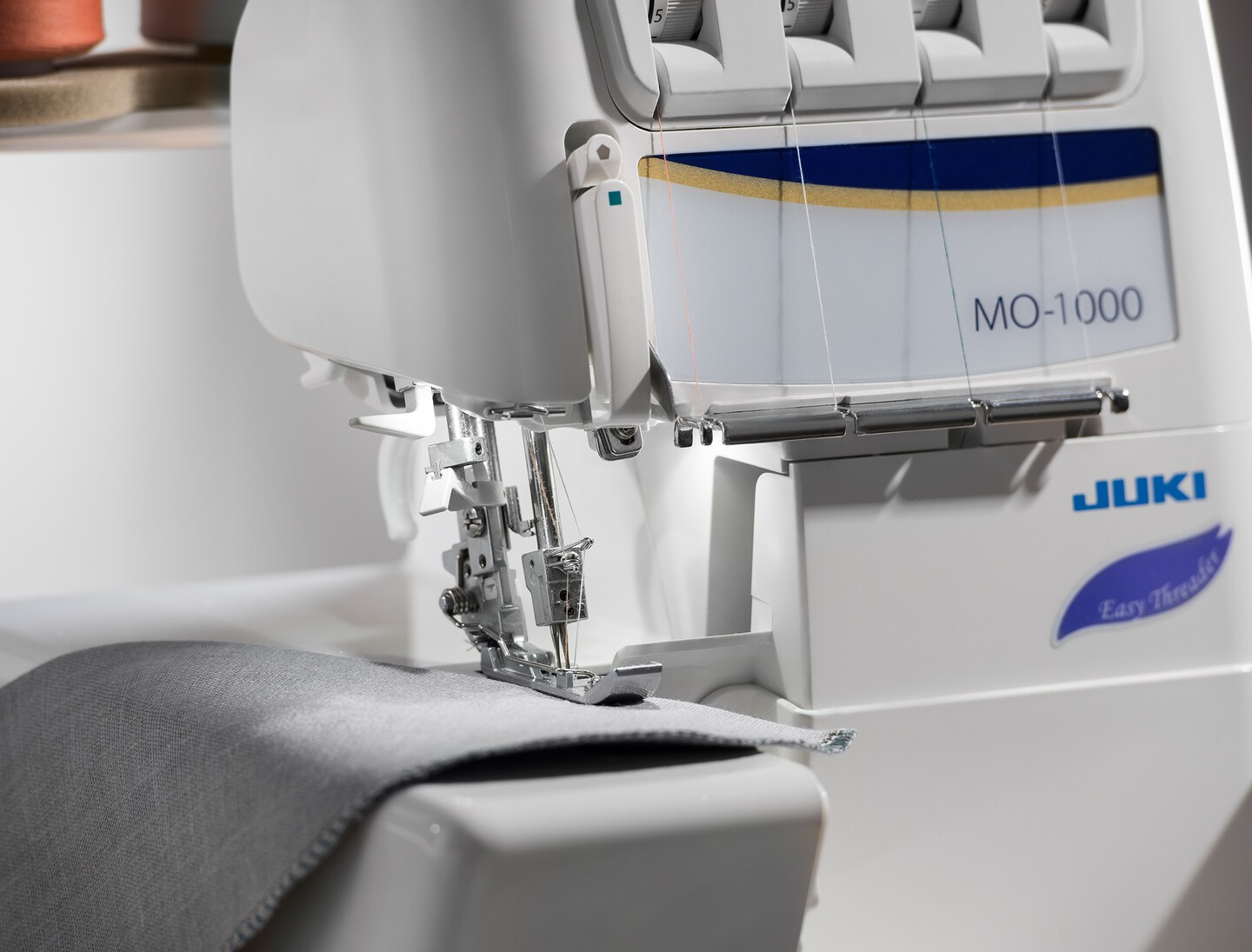 Juki MO-1000 2/3/4 Air Threading Overlock Serger Sewing Machine