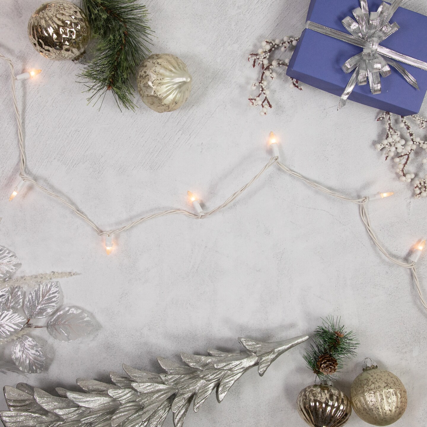 Northlight Mini Incandescent Christmas Lights - Frosted Clear - 49.5' White Wire - 100ct