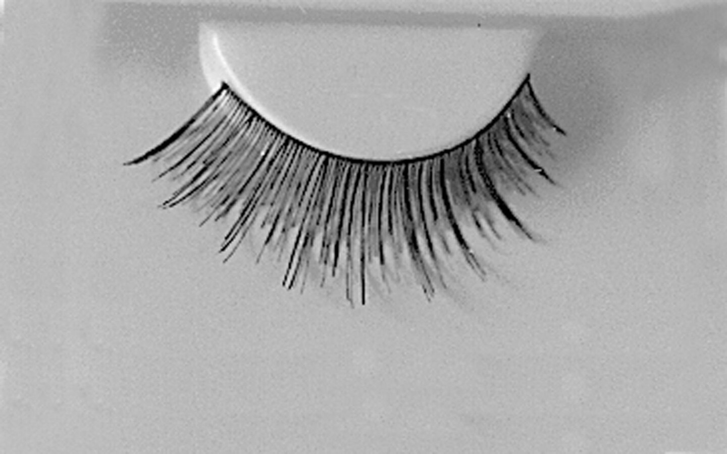 The Costume Center Black Women Glitter Eyelashes Halloween Costume Accessory - One Size