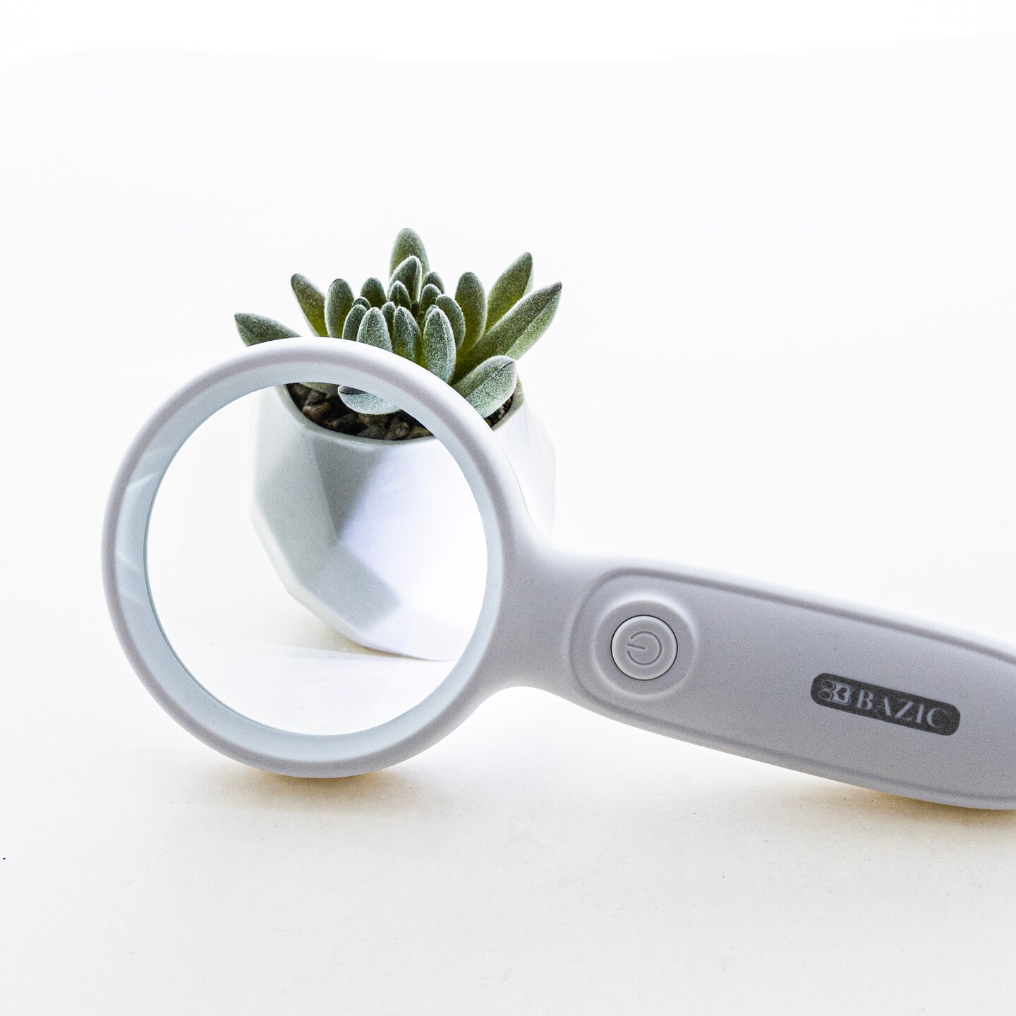 BAZIC 3&#x22; Round 2x LED Lighted Magnifier