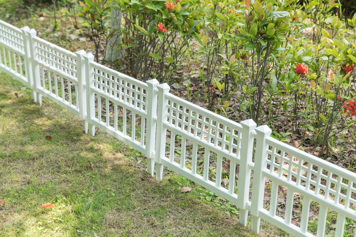 Garden Gate Patio Picket Fence Flower Bed Border White Vinyl Edging