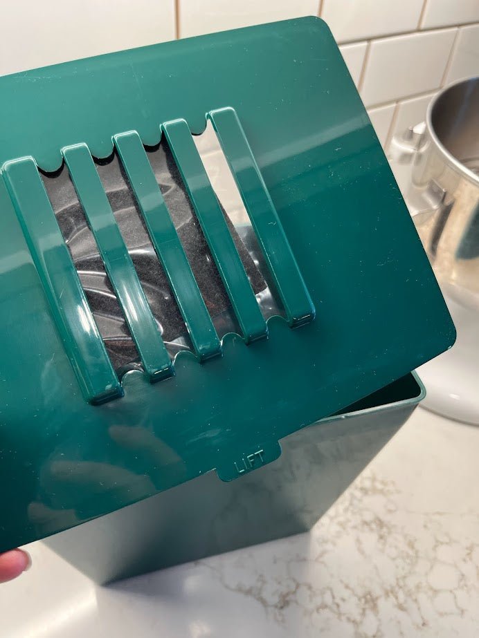Kitchen Counter Compost Keeper - Green