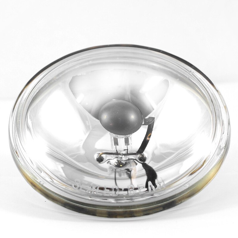 PLATINUM 4515 30w 6.4v PAR36 Spotlamp light bulb