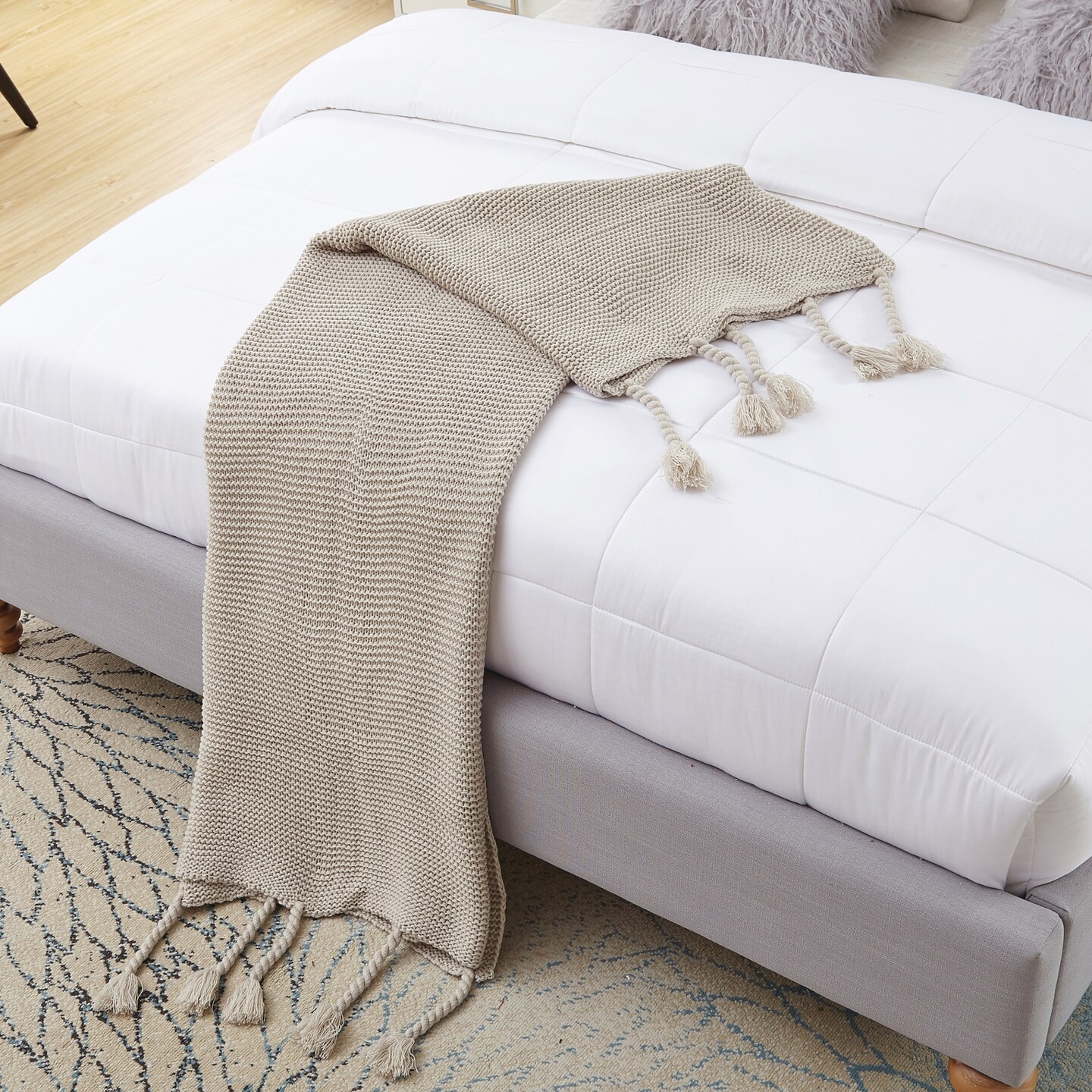 Garrison Acrylic Knit Throw