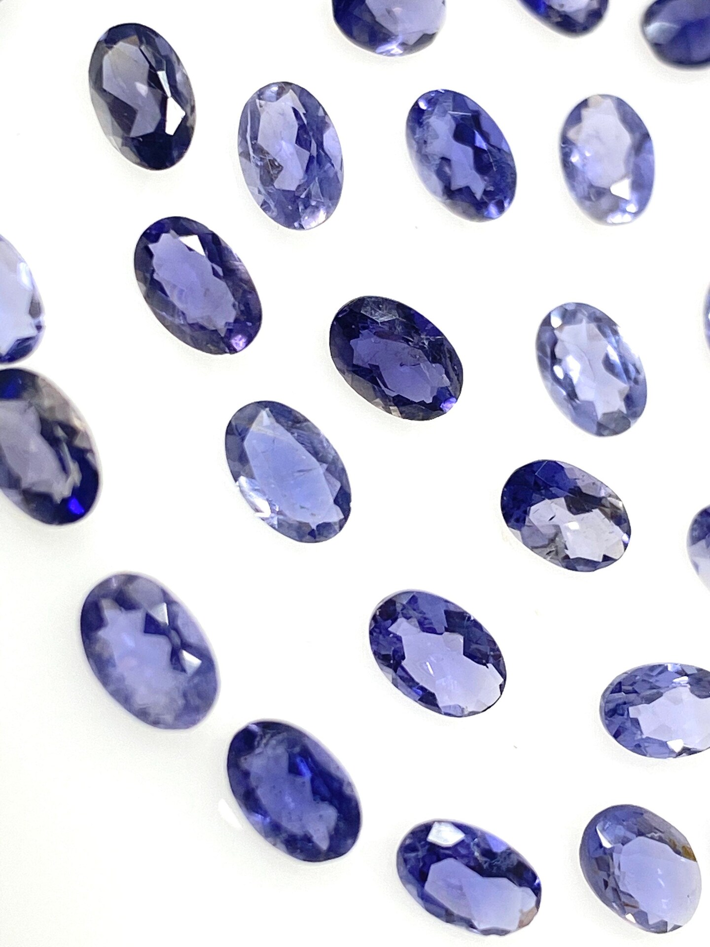 Natural Iolite &#x26; Genuine Cut Stone, AAA Grade Faceted Oval Gemstones, Purple - 6x4mm - 10 Pieces