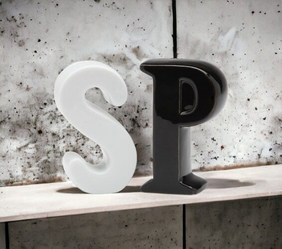 Ceramic Black and White SP Salt and Pepper Shakers, Home D&#xE9;cor, Gift for Her, Gift for Mom, Kitchen D&#xE9;cor