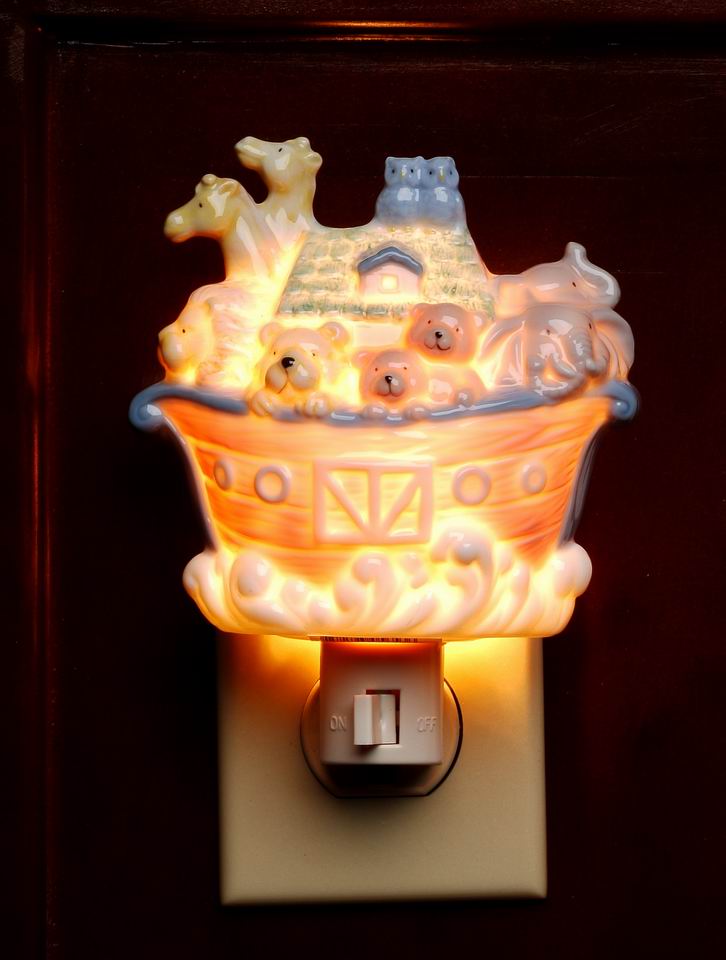 Ceramic Noah&#x27;s Ark Plug-In Night Light, Home D&#xE9;cor, Religious D&#xE9;cor, Religious Gift, Church D&#xE9;cor, Baptism Gift, Nursery Room Decor