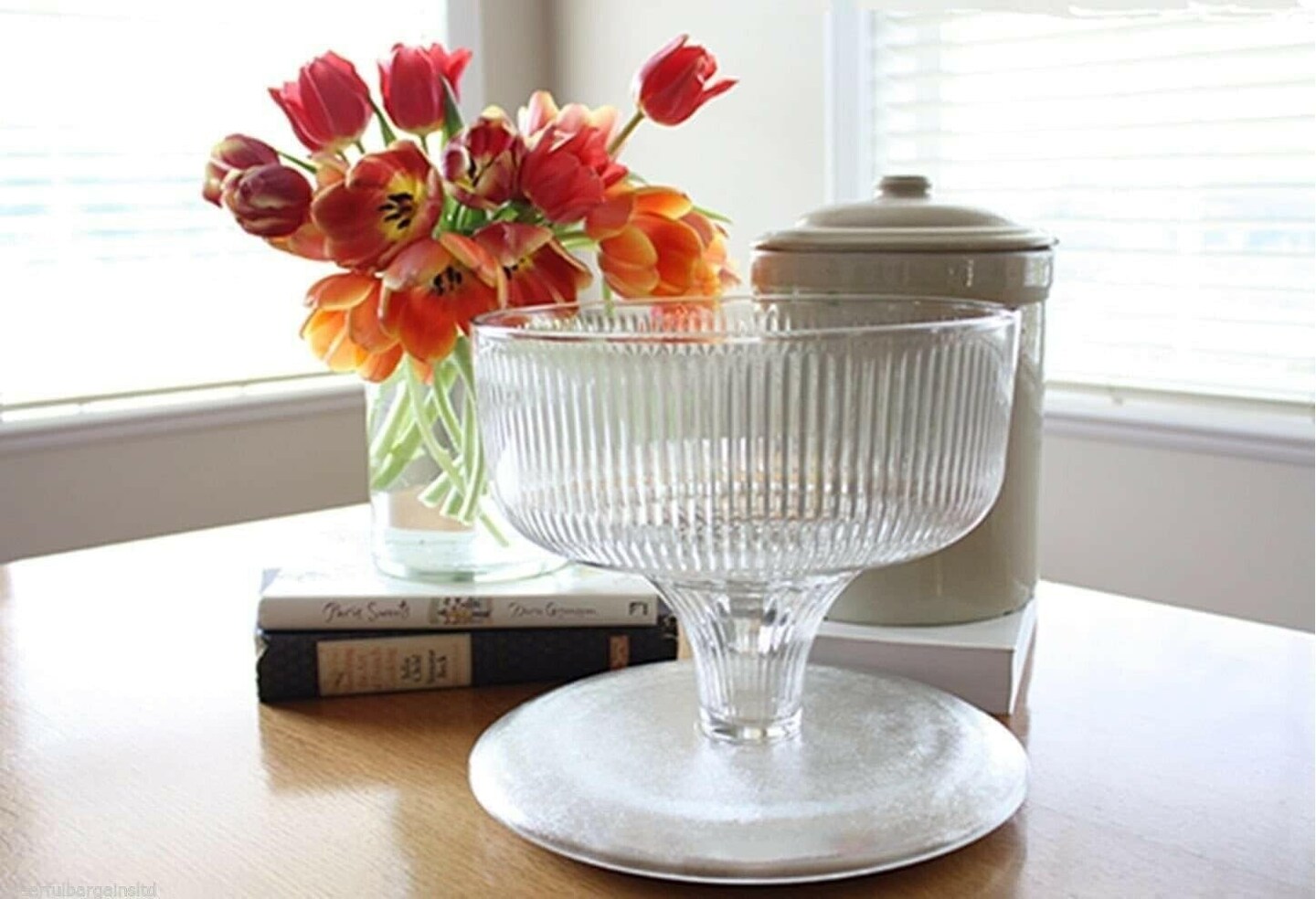 Glass Cake Stand with Cover