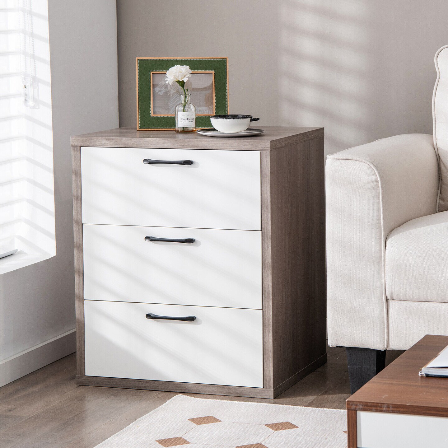 3 Slide-out Drawers Modern Dresser with Wide Storage Space