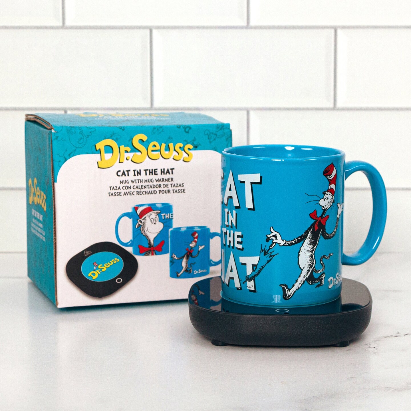 Uncanny Brands Dr. Seuss Cat In The Hat Mug with Warmer