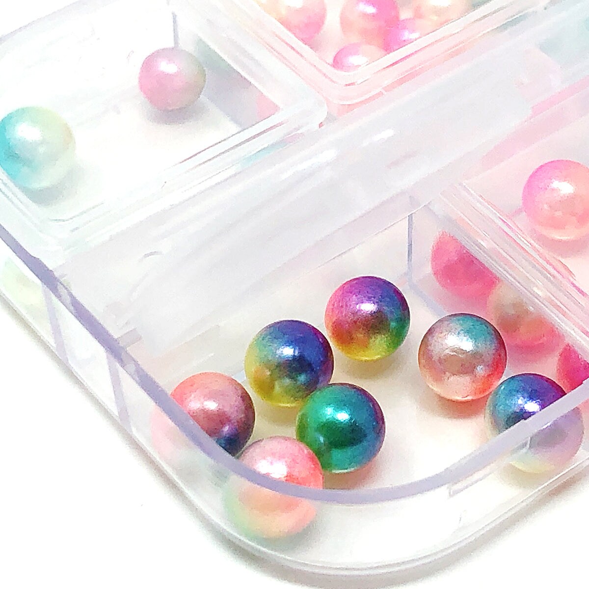 Wrapables Dazzling Nail Art Rhinestones Nail Manicure with Plastic Case