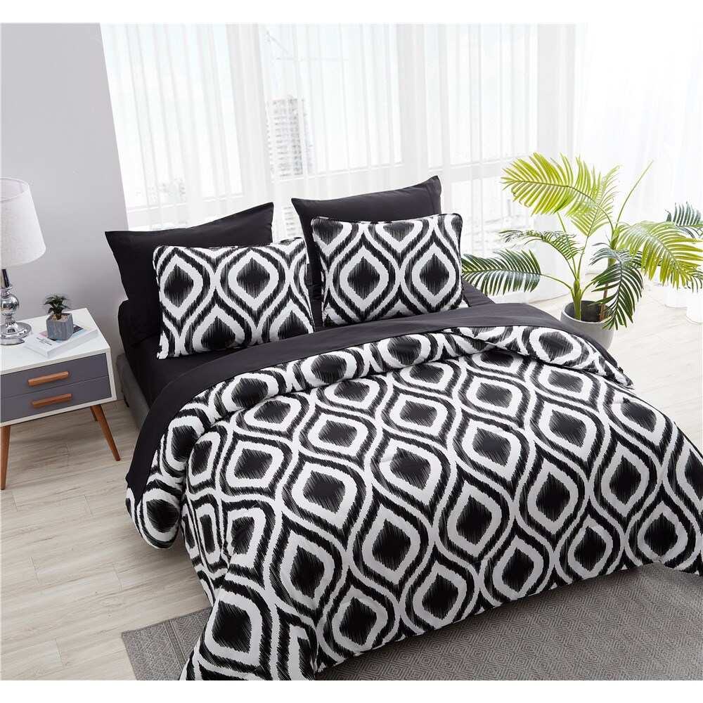 The Nesting Company Cypress 7 Piece bed in a bag Comforter Set and Sheet Set Black and White