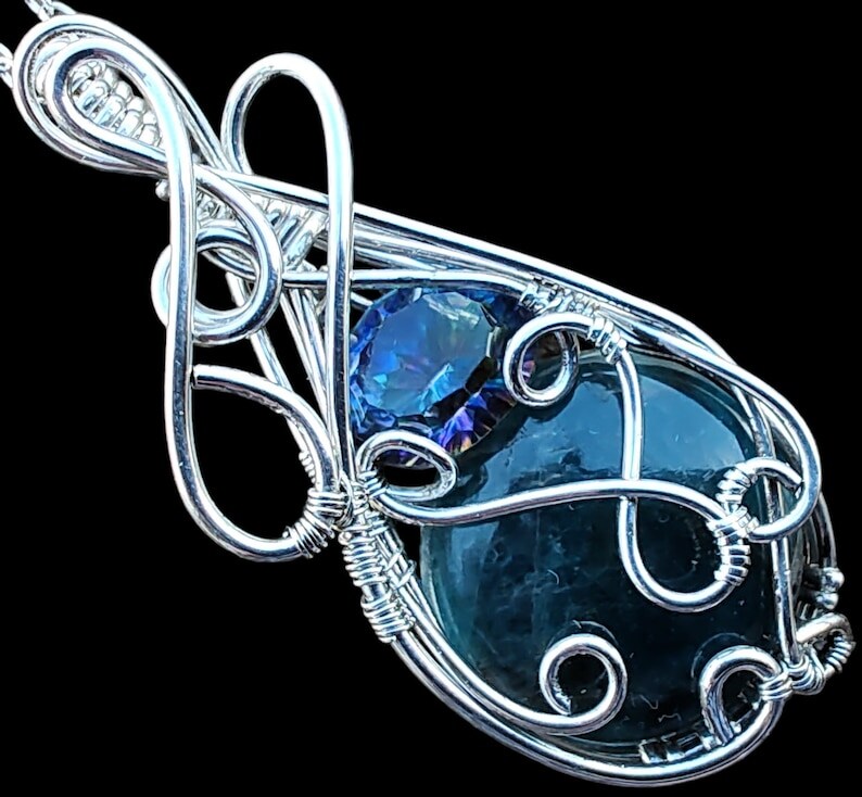 Sterling Silver Top Natural Neon Apatite Rainbow Quartz Elven