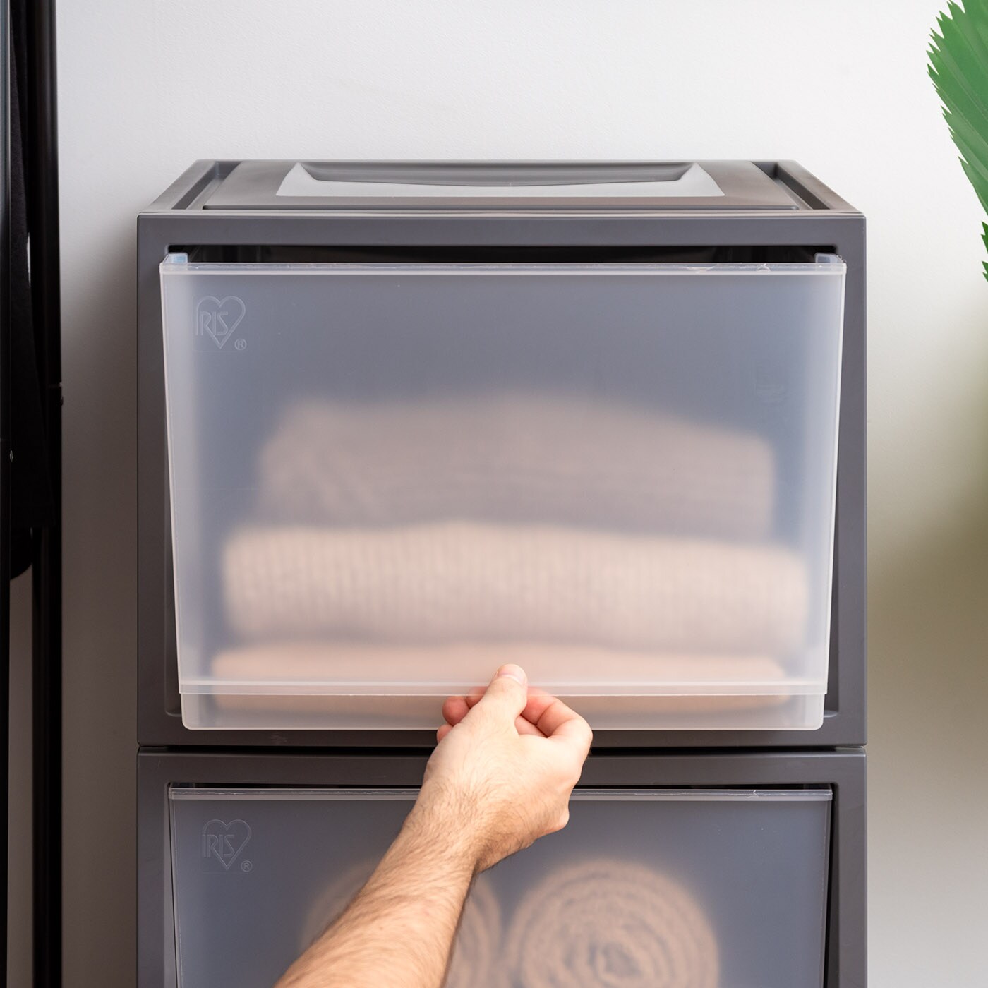 IRIS USA 42 Qt. Stackable Plastic Drawers for Clothes, Large, 4 Pack, Storage Dresser for Closet, Home, Office, Bedroom and Nursery, Dark Gray