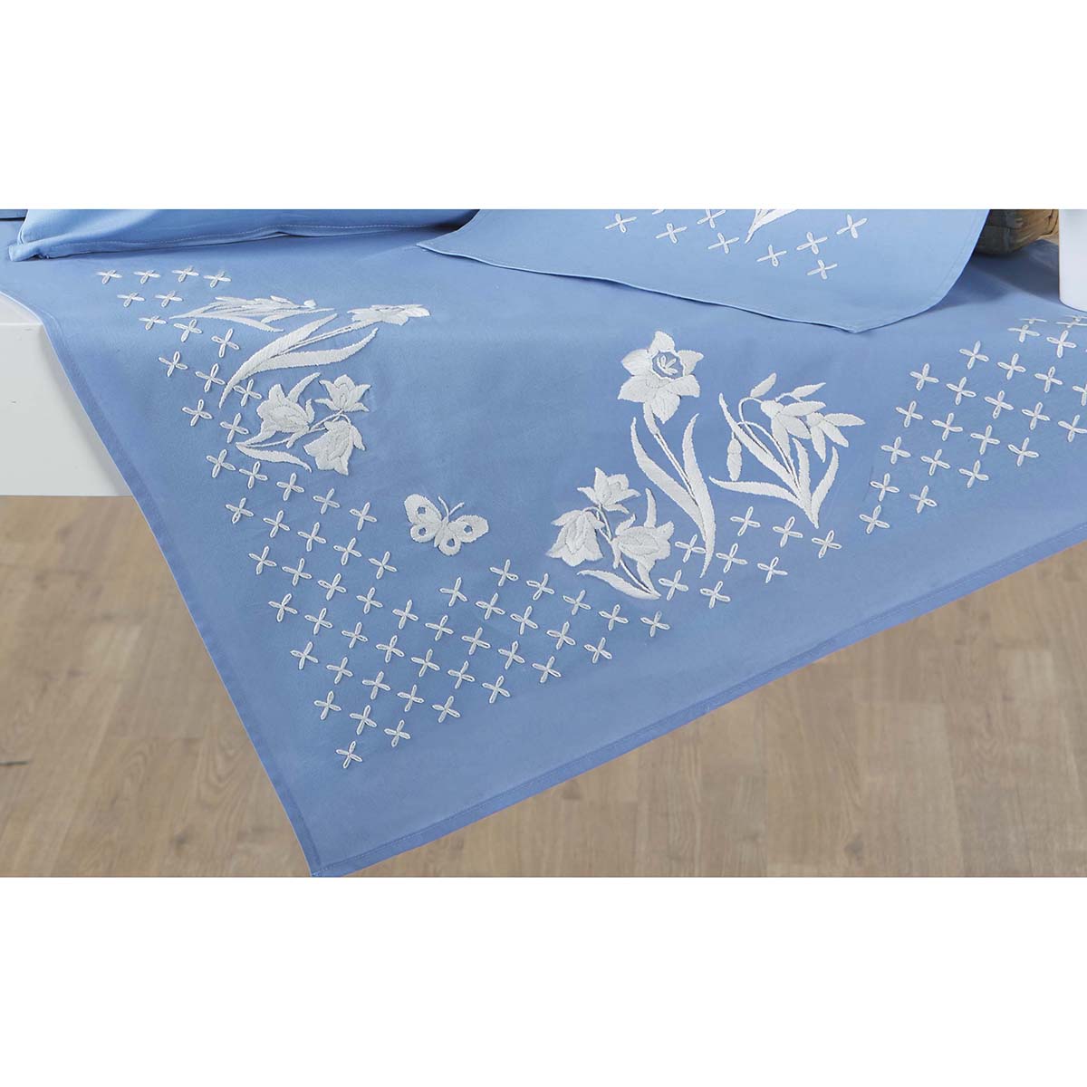 Village Linens  White Daffodils Table Topper Stamped Embroidery Kit