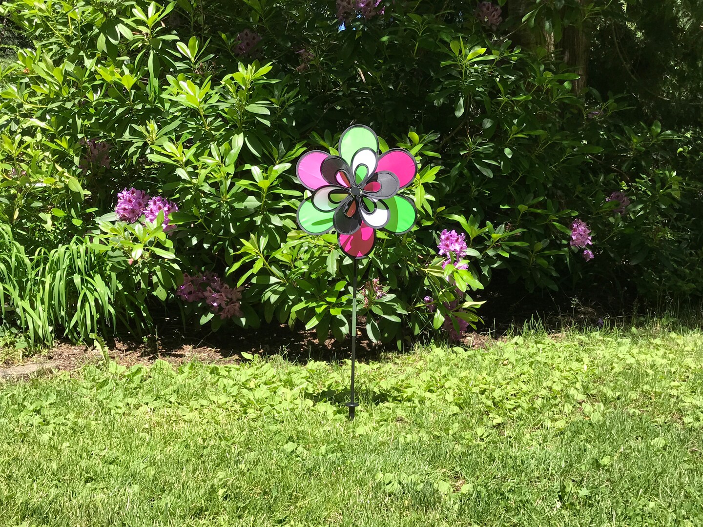 In the Breeze 2692 - 15 Inch Domino Double Windee Wheelz Spinner - Colorful Wind Spinner for your Yard and Garden