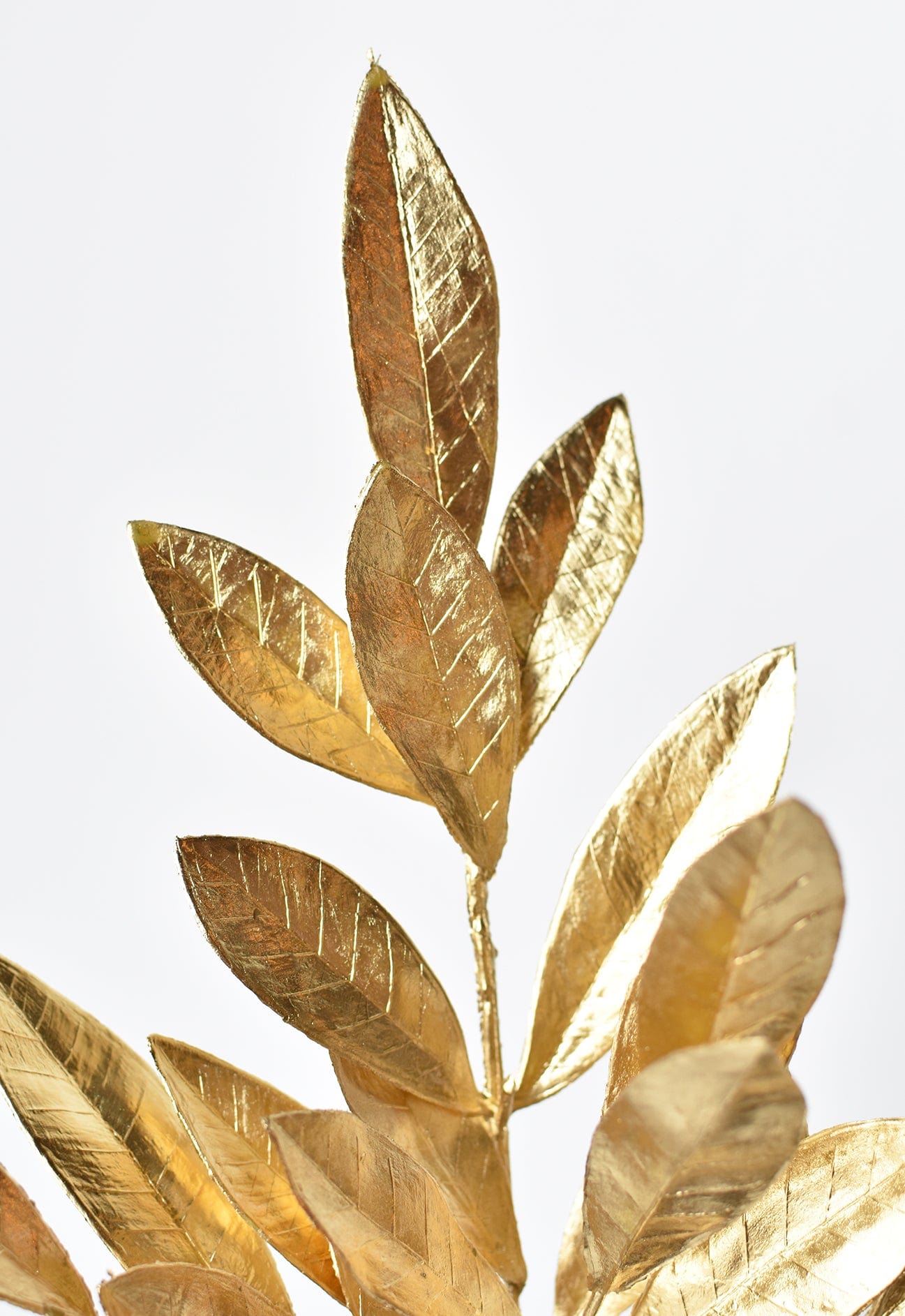 19&#x22; Faux Gold Bay leaf Stem