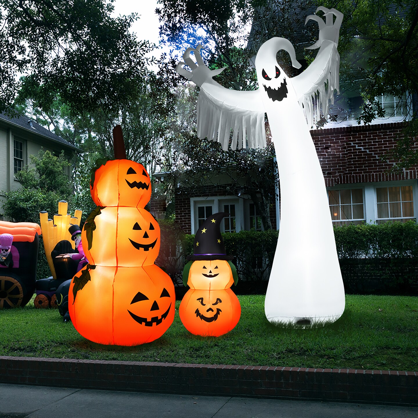 Costway 5FT or 6FT or 12FT Halloween  Decoration with LED Lights  Yard Decoration