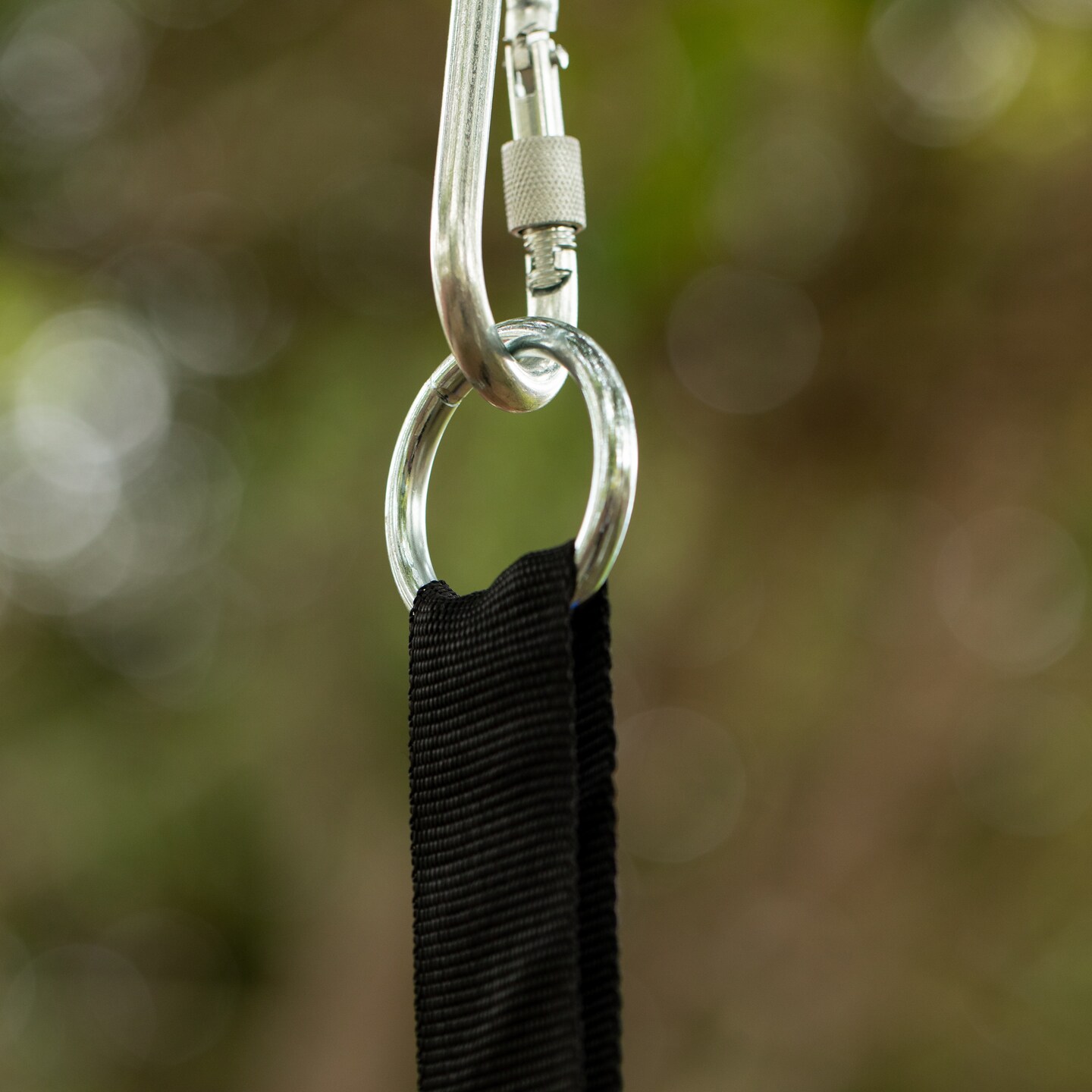 Indoor and Outdoor Patio Playground Kids Fun Hanging Mesh Fabric Tree Swing with Adjustable Strap