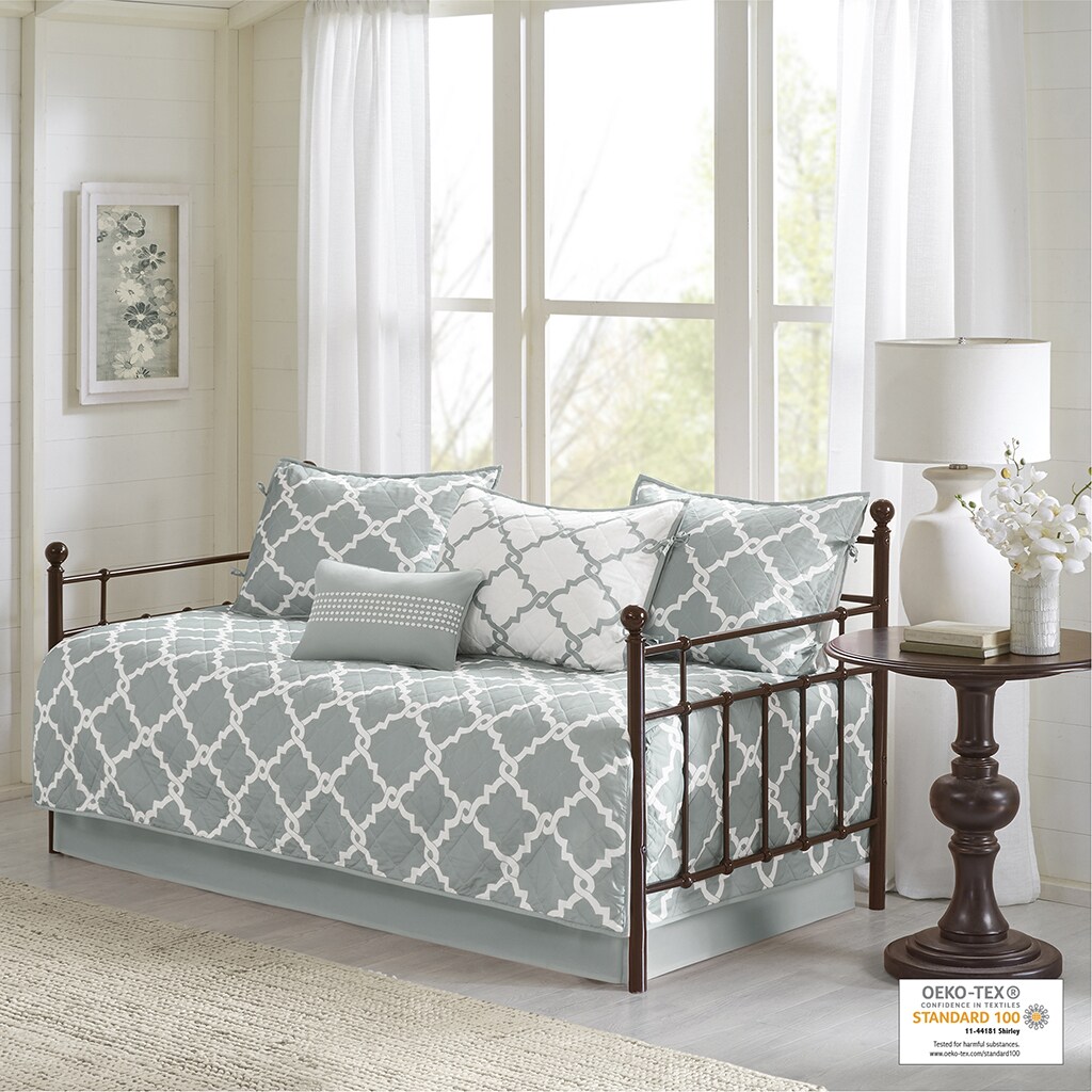 Gracie Mills   6 Piece Reversible Daybed Set