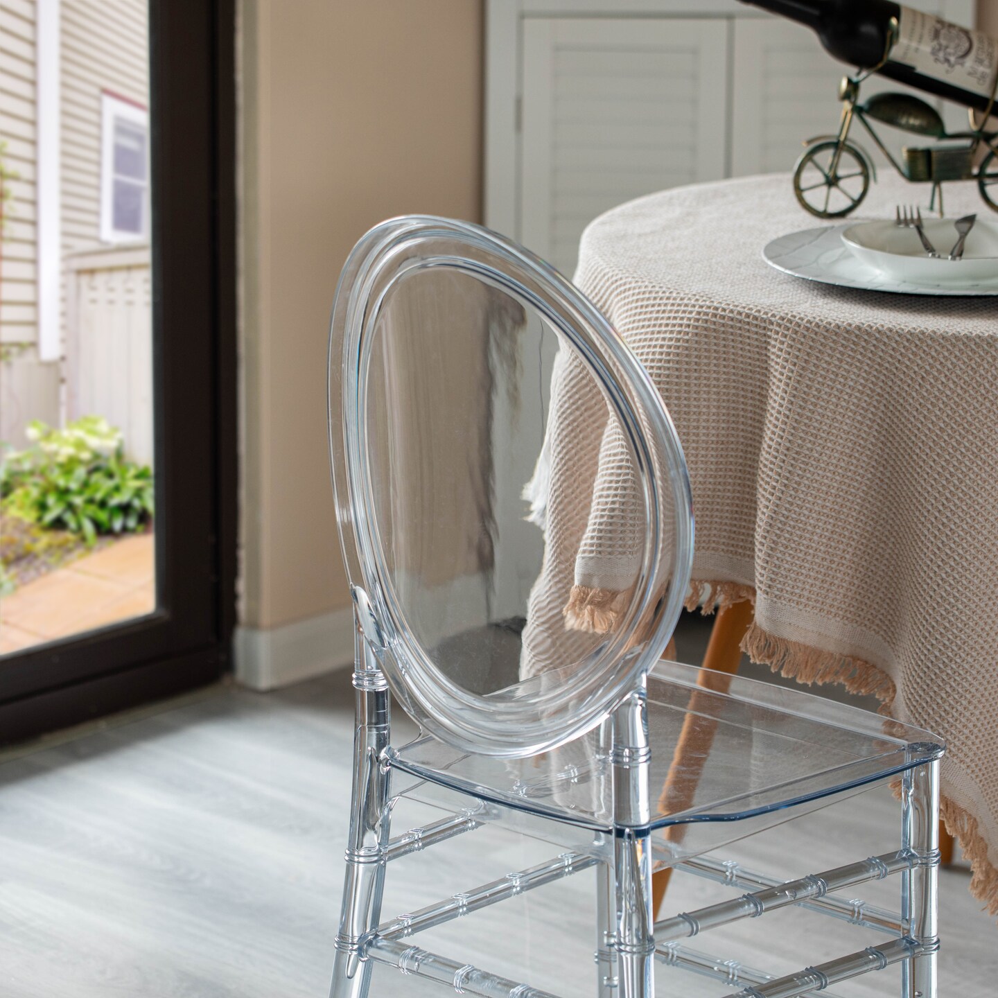 Modern Acrylic Crystal Ice Chair, Florence Dining Chair, Stackable Transparent Seating for Events and Weddings