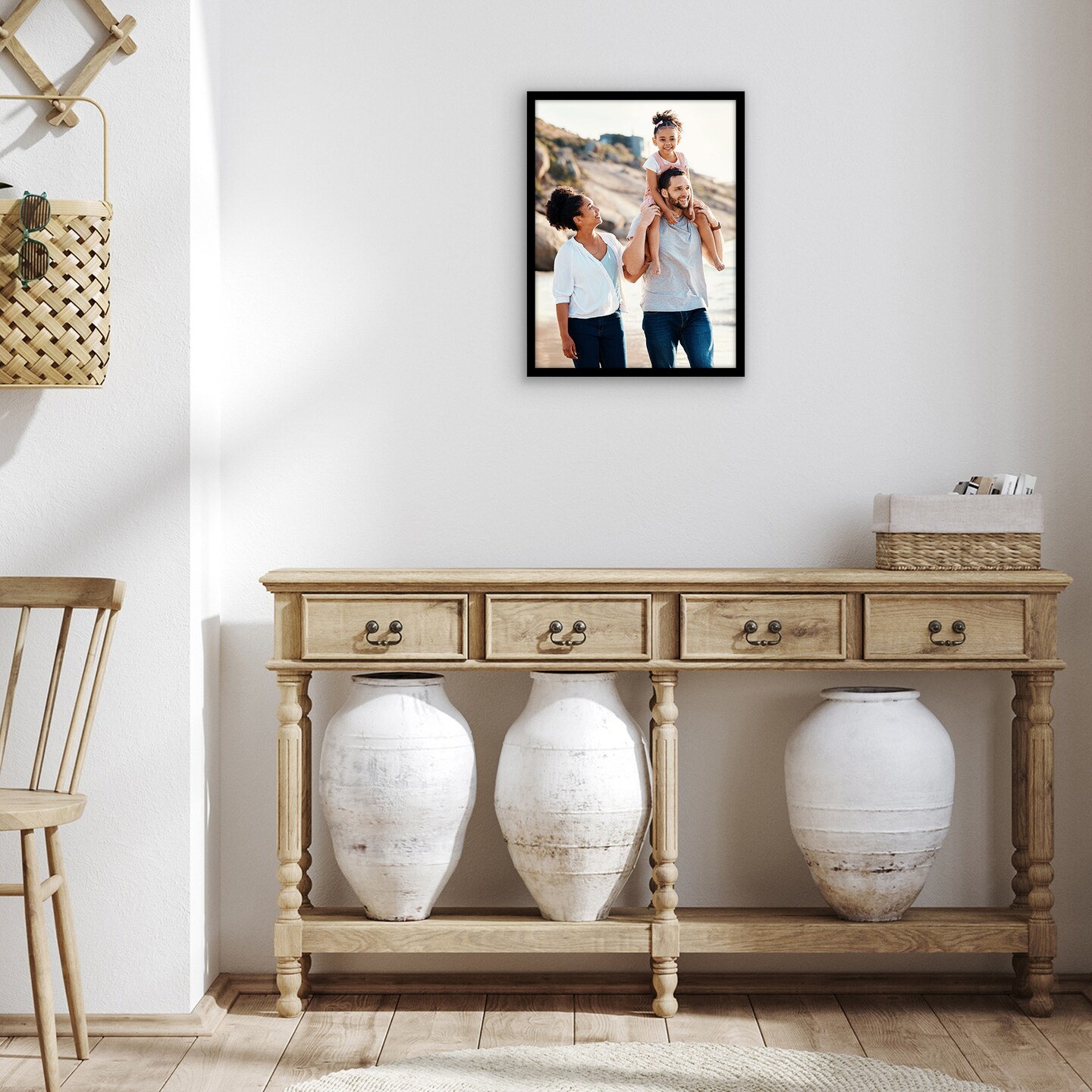 Americanflat Poster Frame - Perfect Frame for Photos and Artwork - Large Picture Frame - Polished Plexiglass - Hanging Hardware with Horizontal and Vertical Display