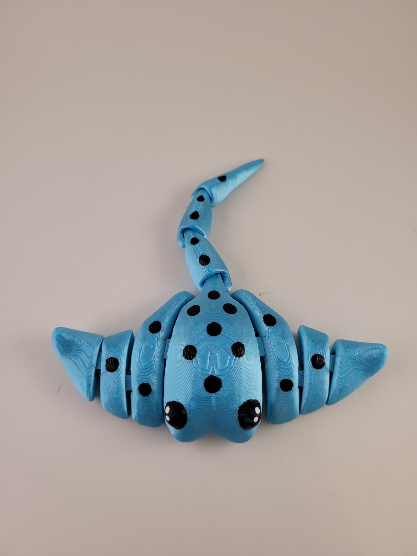 Stingray Articulated Fidget Toy on Display Rock - Manta Ray - 3D Printed product 3