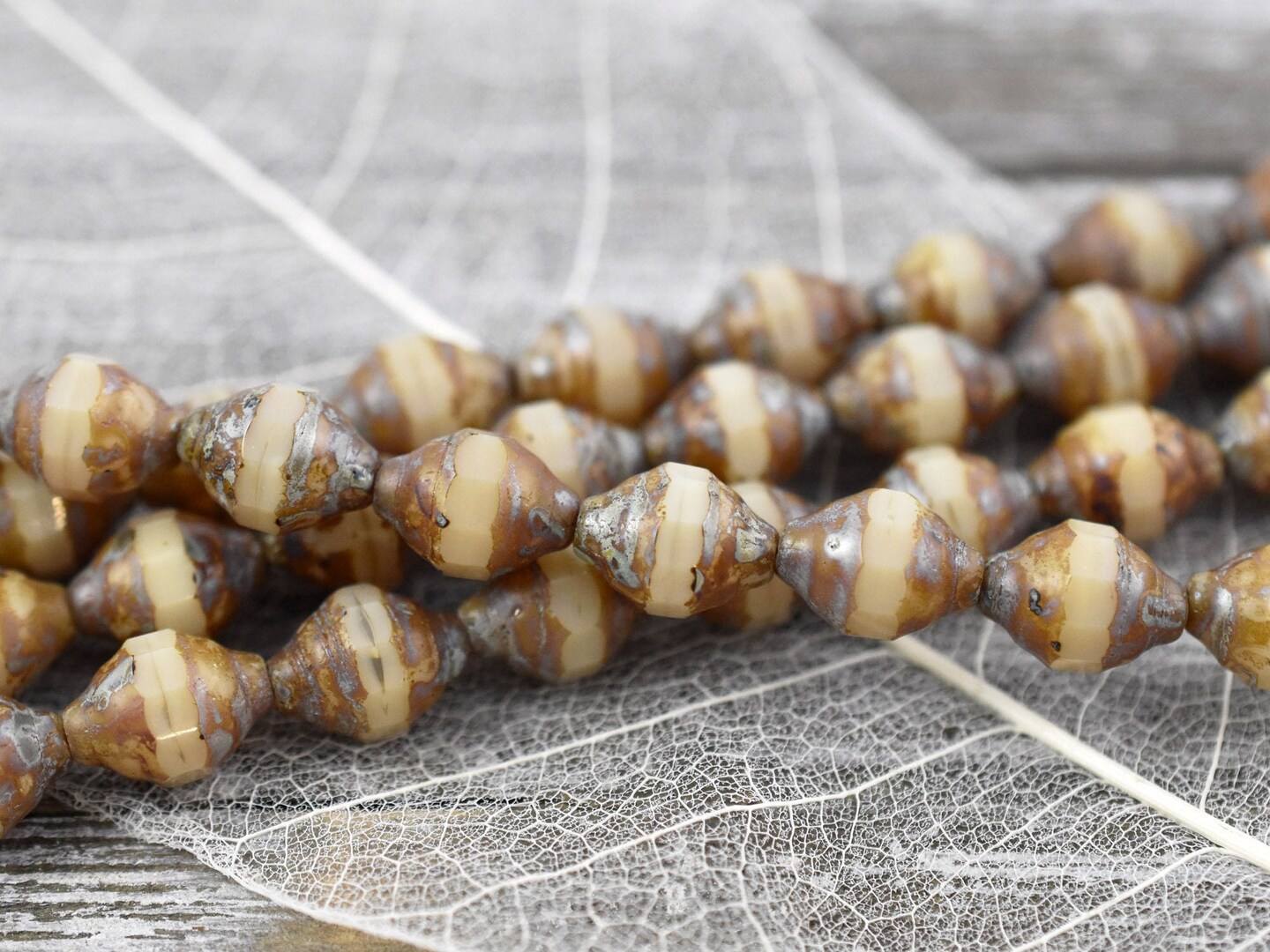 *20* 11x8mm Beige Picasso Turbine Beads