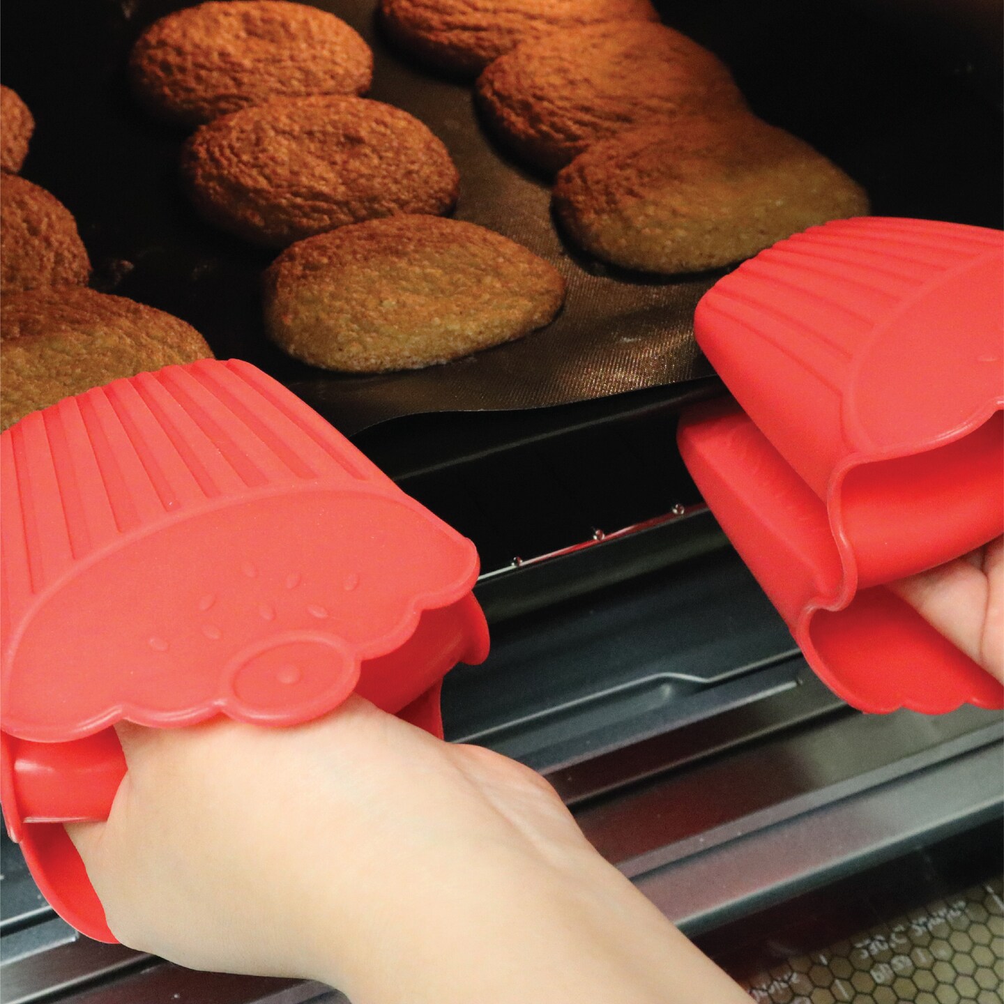 Baker's Secret - Cute Silicone Oven Mitts Pot Holders Set of 2