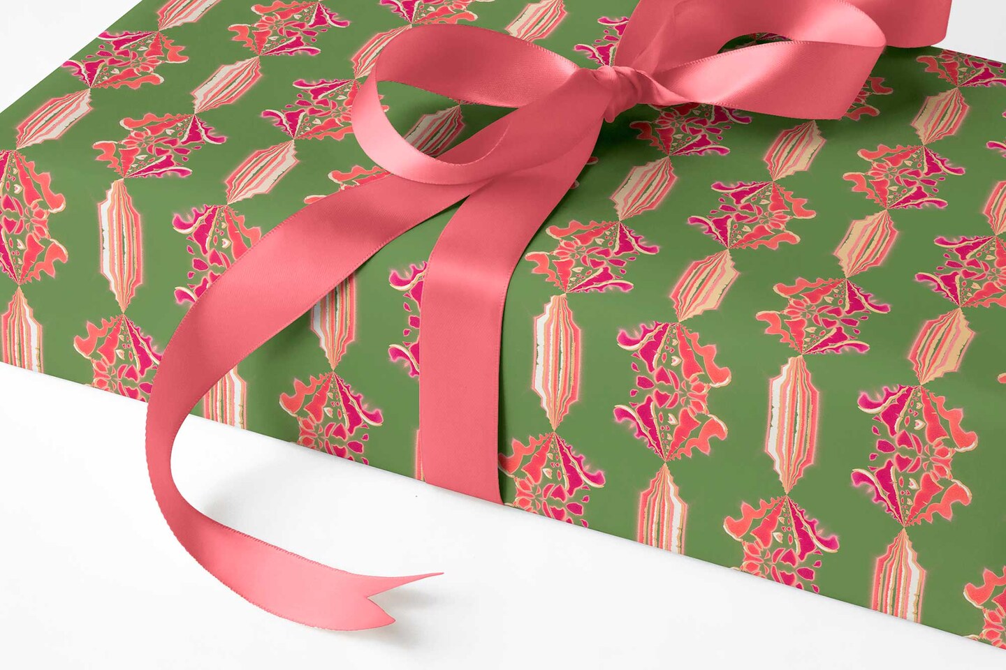 RUSPEPA Christmas Wrapping Paper Rolls - Mini Roll - 17 Inches X 10 Feet Per Roll, Total Of 3 Rolls - Pink Design - Foto 3