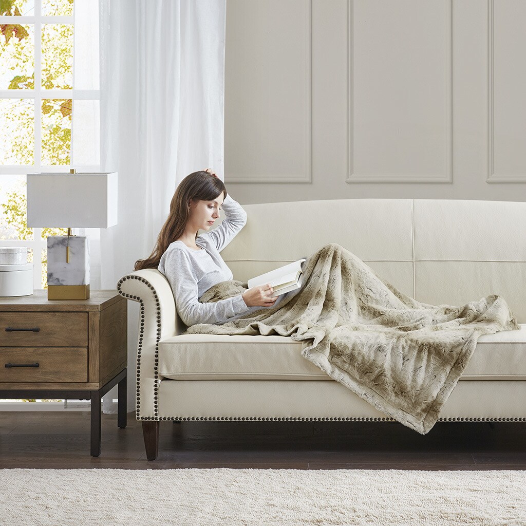 Luxuriously Soft Oversized Faux Fur Throw
