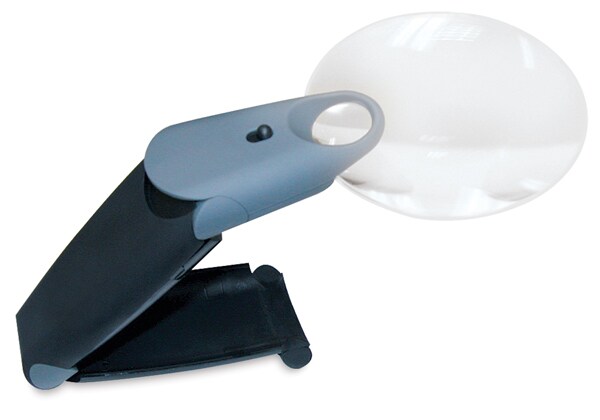 Carson FreeHand Lighted Magnifier - 2.5X/5X, 3-1/2&#x22; Dia.