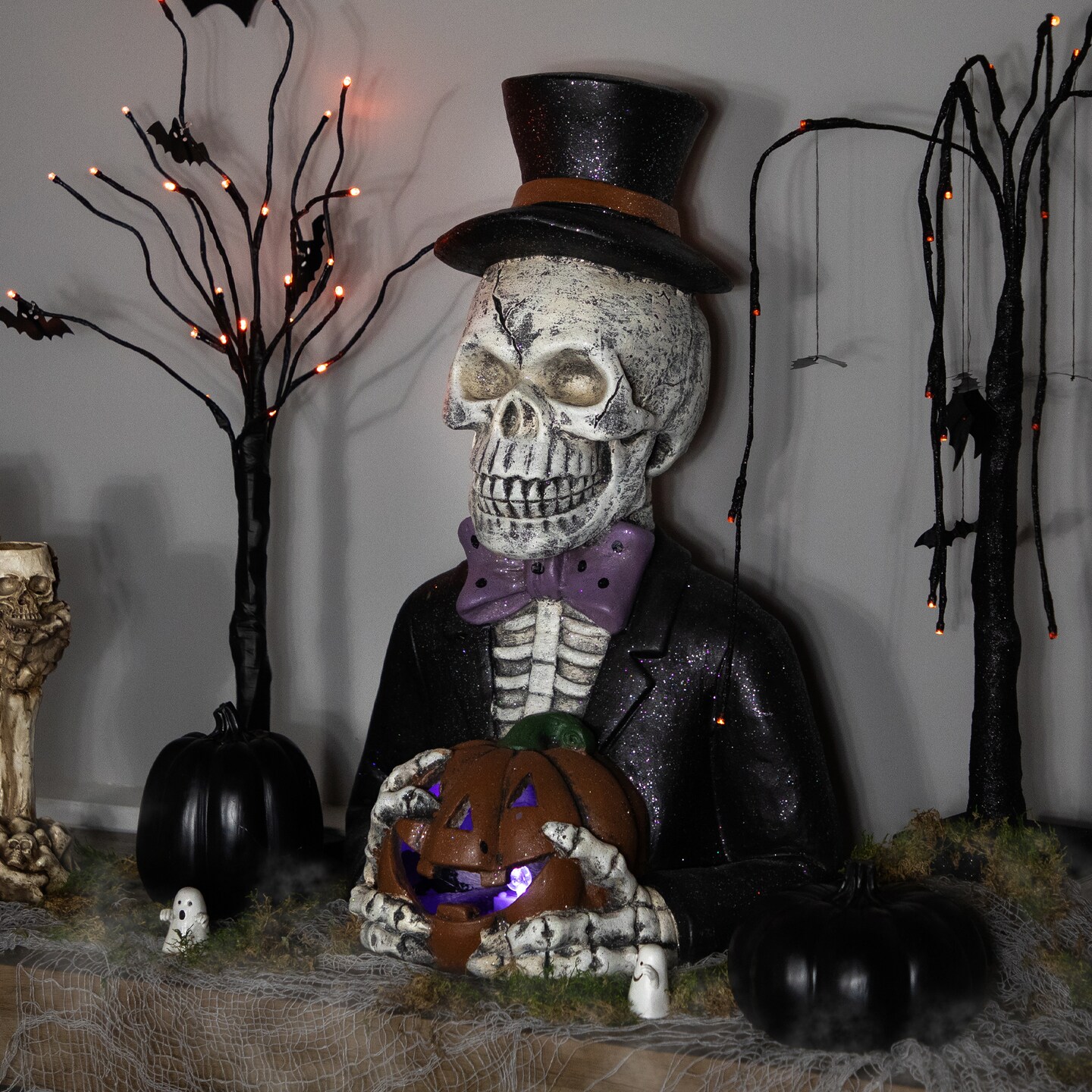 Northlight LED Lighted Skeleton with Jack-O-Lantern Halloween Decoration - 23.5&#x22;