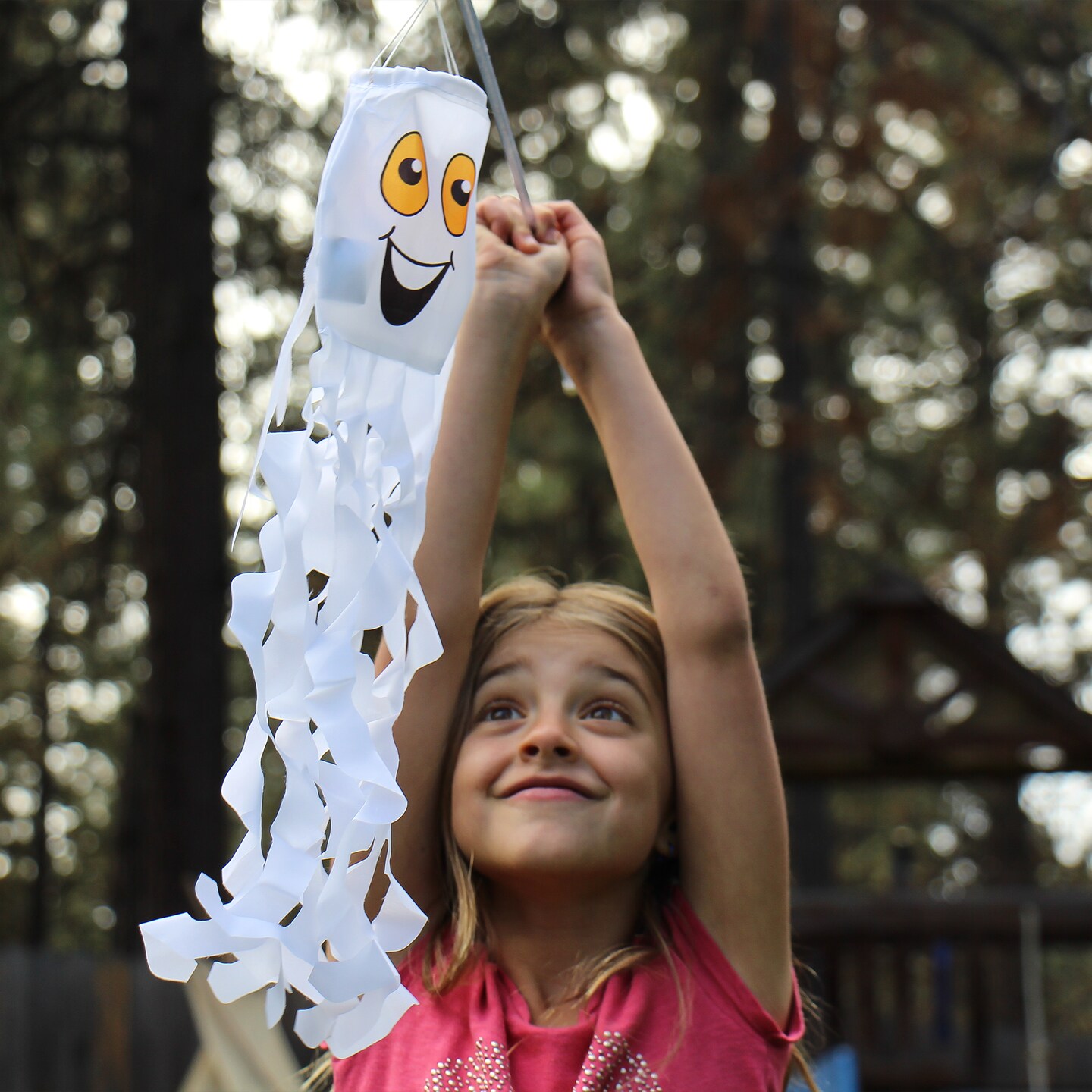 In the Breeze Ghost on a Wand