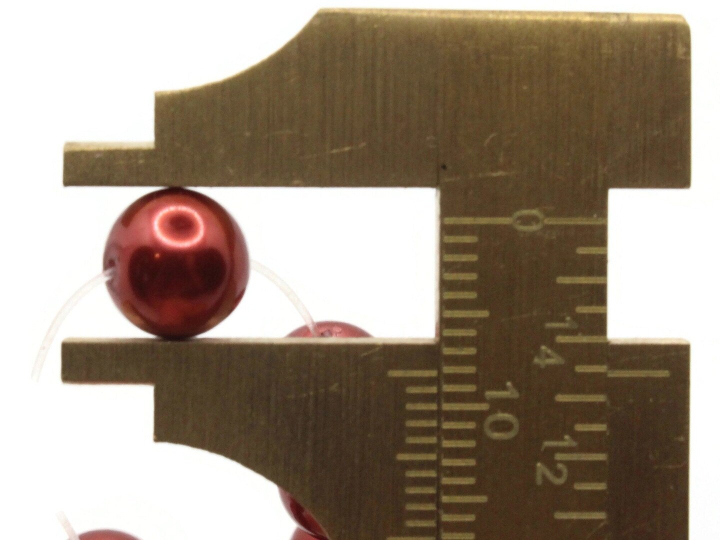53 8mm Round Red Glass Pearl Beads