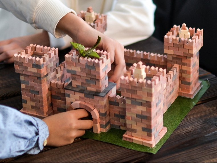 Mini Bricks Construction Set - Dragon&#x27;s Castle