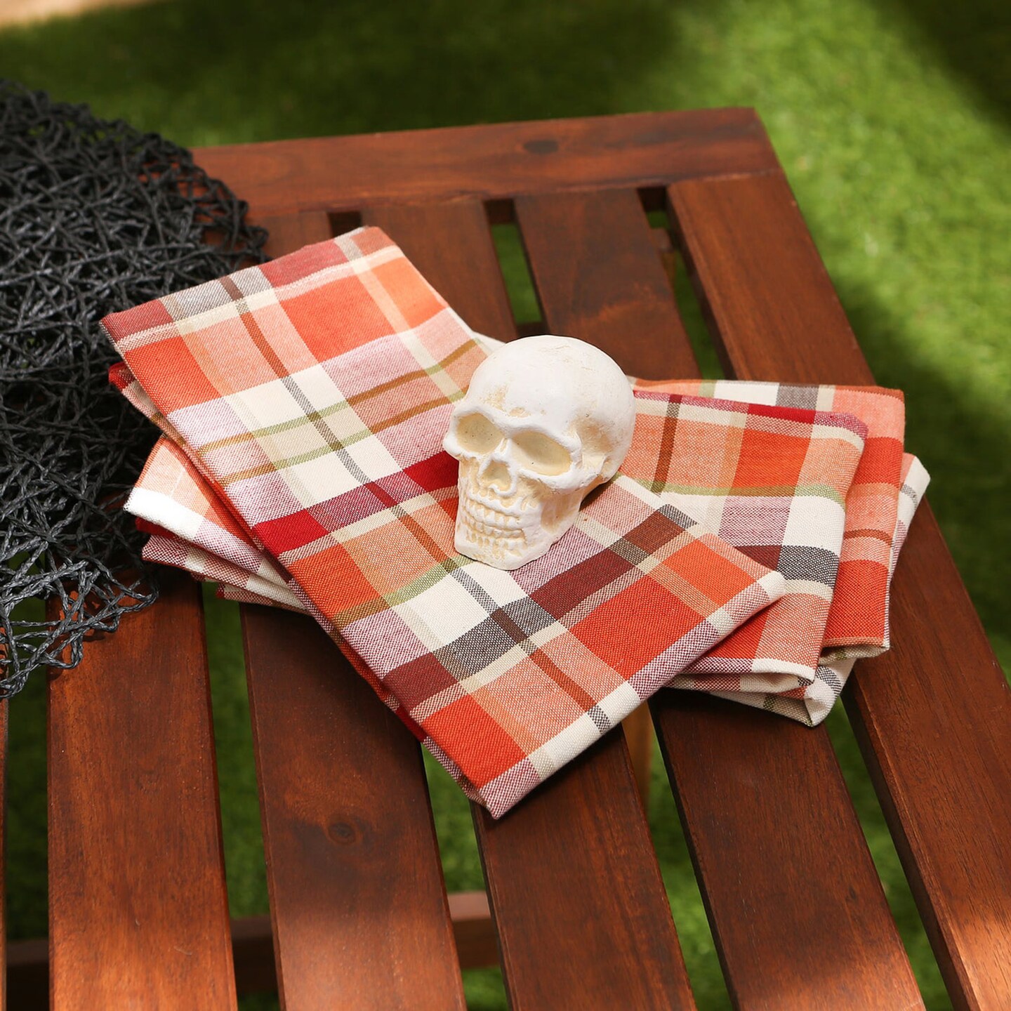 Accent Plus Home Decorative Small Cast Iron Skull Figurine or Paperweight