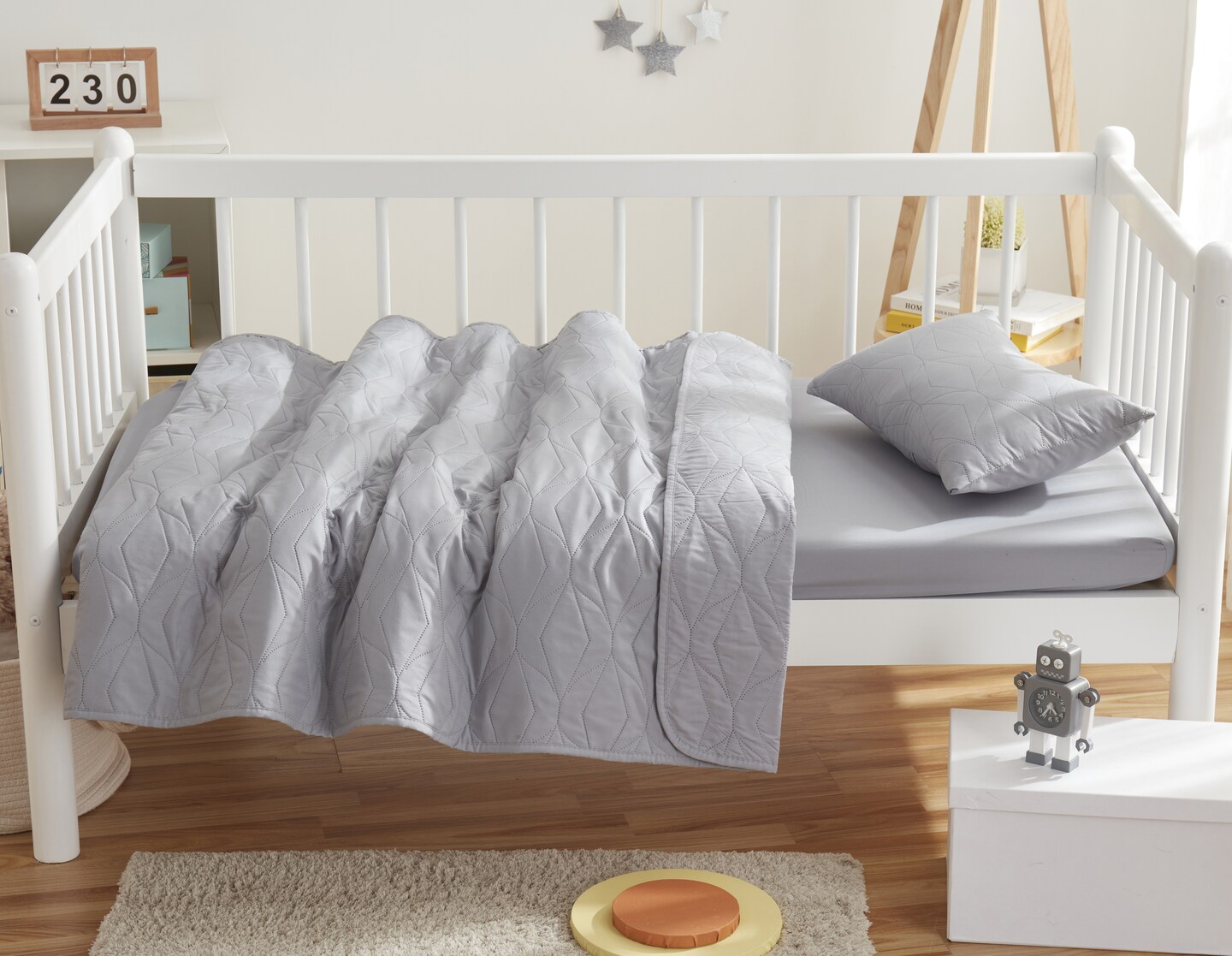 Clara Clark Toddler Bedding Set