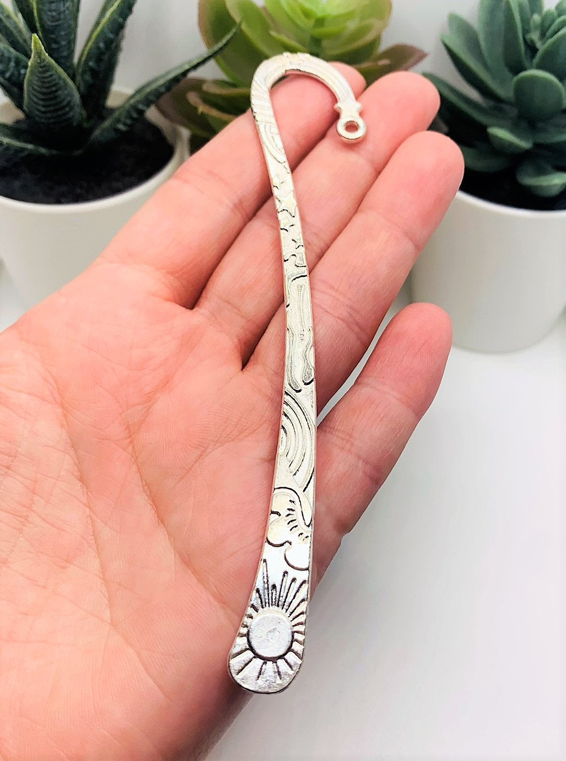 1, 4 or 20 Pieces: Silver Plated Sun and Moon Bookmark Base