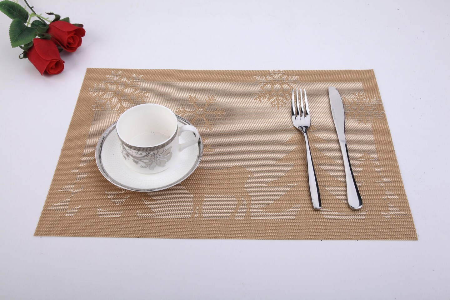 Gold &#x26; White Deer Jacquard 12&#x22; x 18&#x22; In. Woven Non-Slip Washable Placemat Set of 4