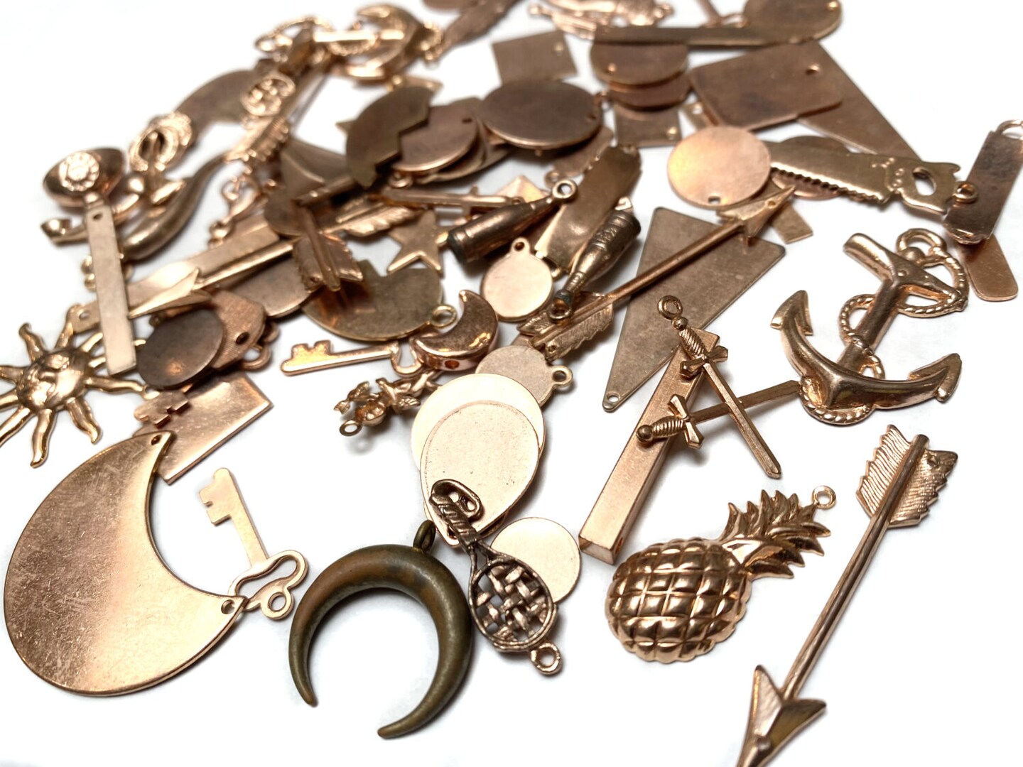 Mix of Rose Gold Plated &#x26; Antiqued Copper Charms (40g) (V127)