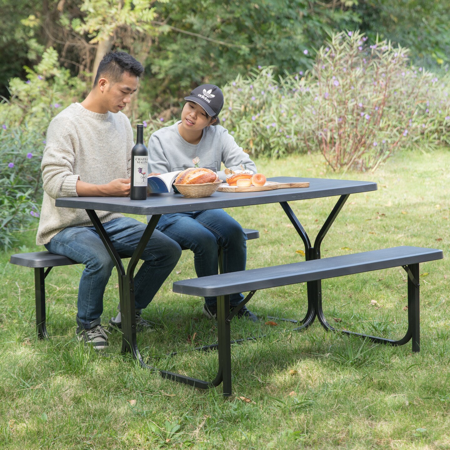 Outdoor Gray Woodgrain Picnic Table Set with Metal Frame, 5 Feet Long