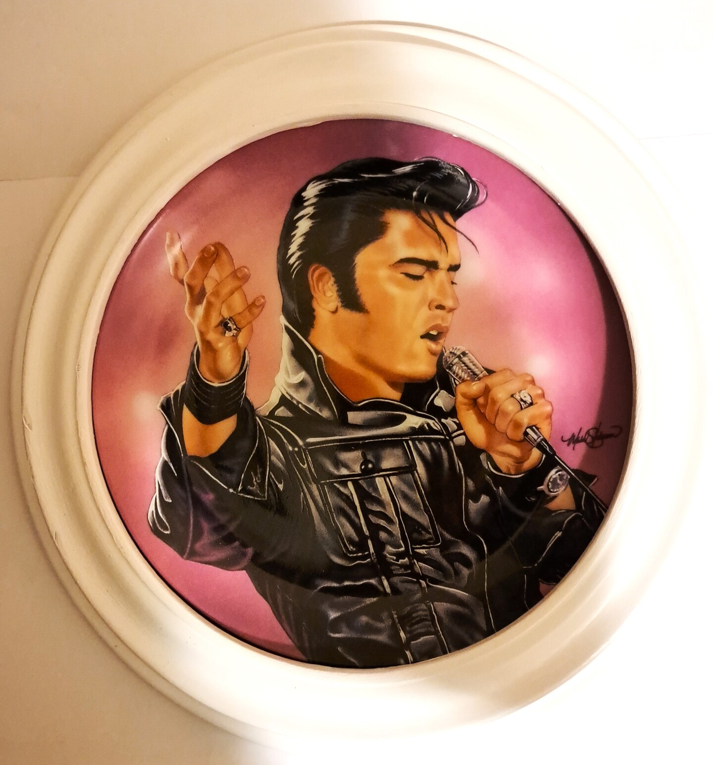 ELVIS PRESLEY "BLUES AND BLACK LEATHER" 8" COLLECTOR PLATE