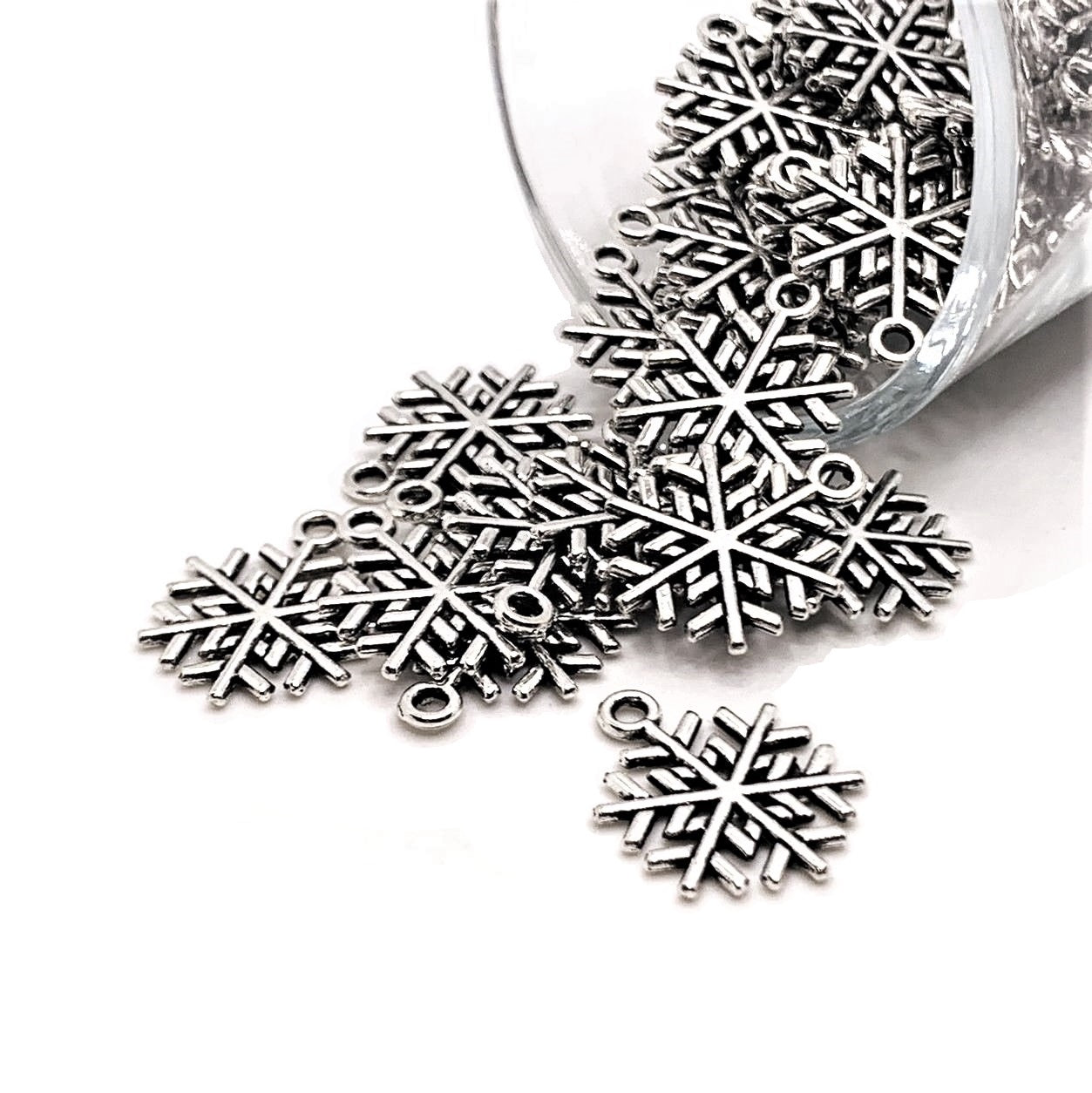 4, 20 or 50 Pieces: Silver Christmas Winter Snowflake Charms