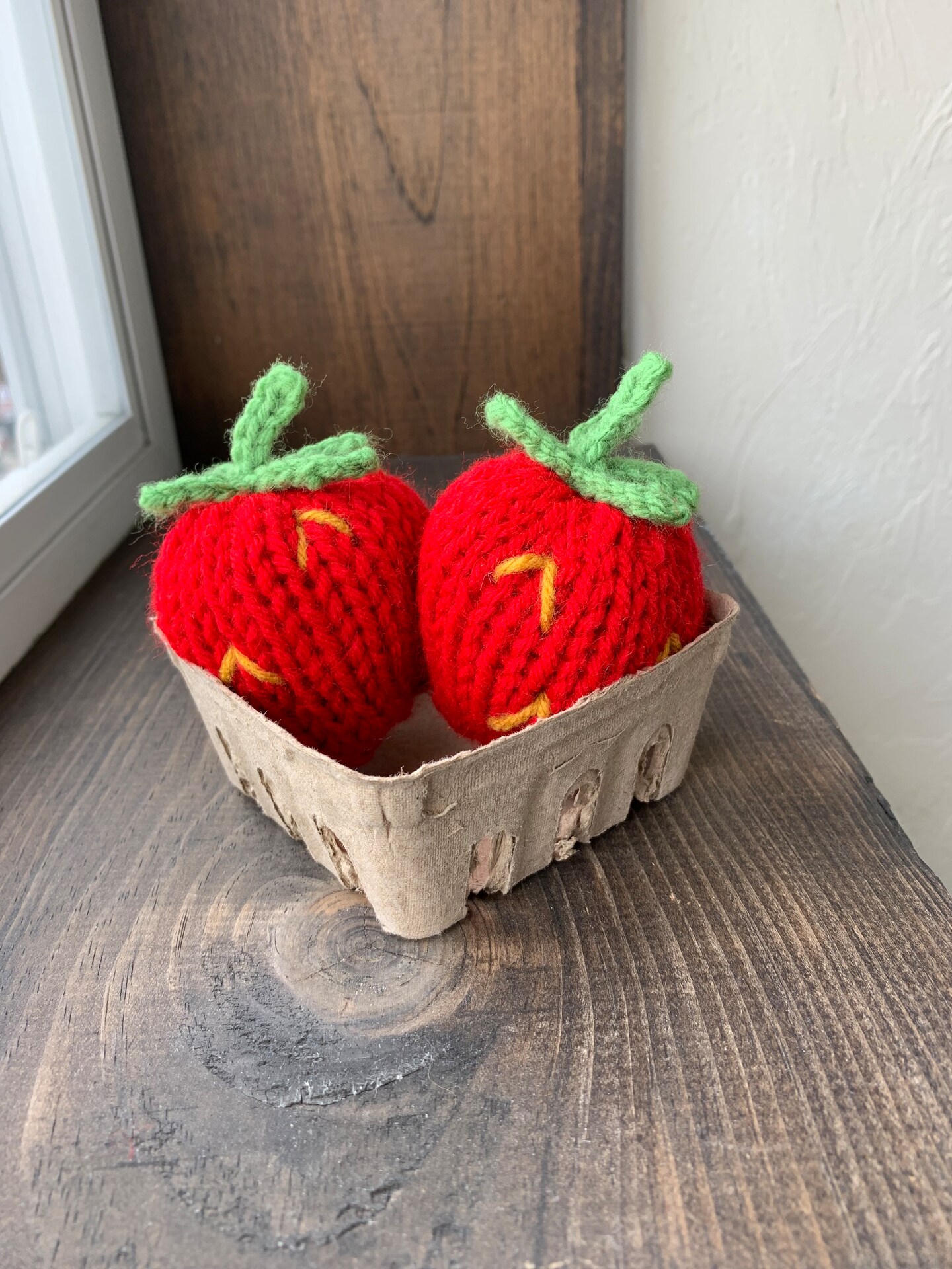 Handmade Strawberry set. Perfect for a play kitchen Montessori